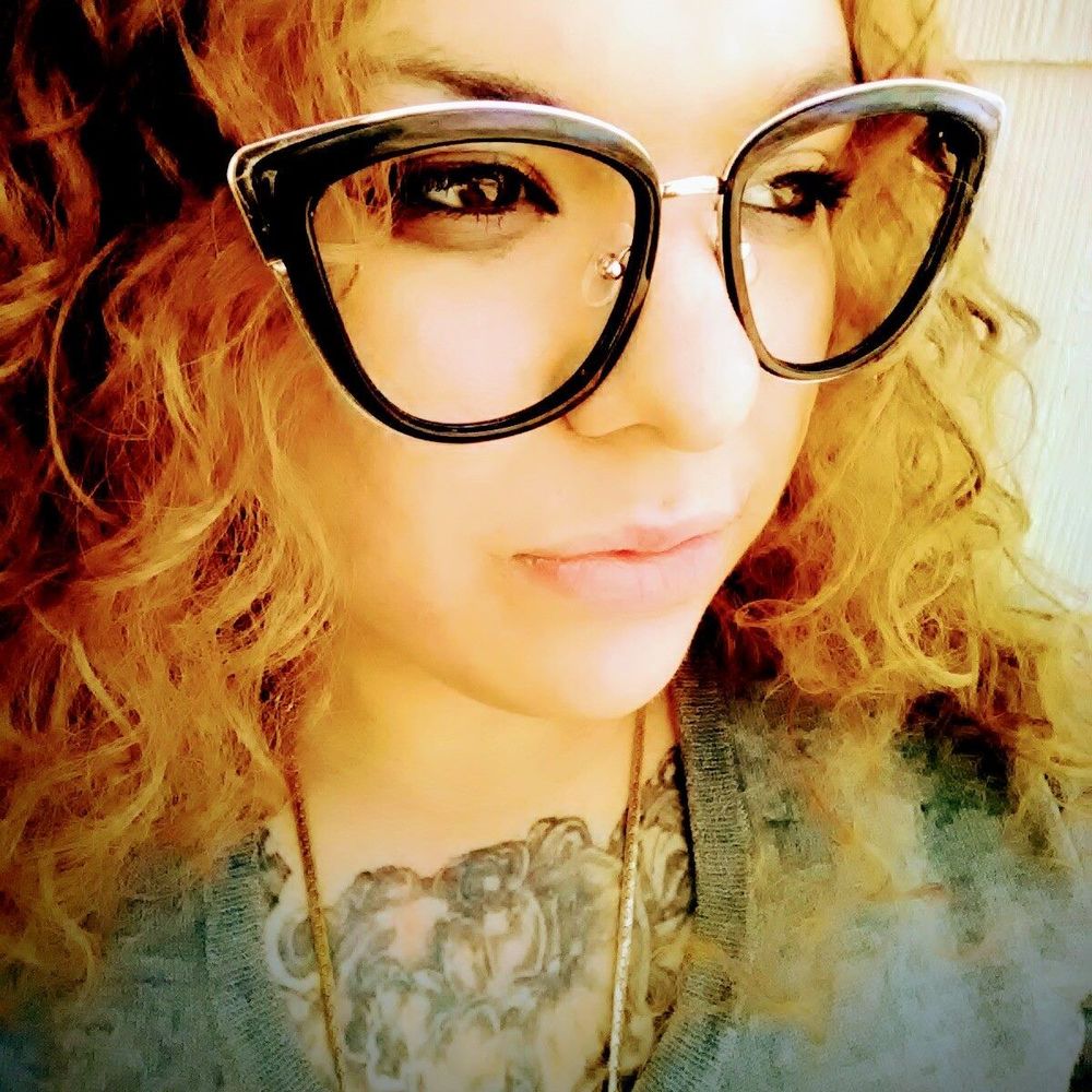 Meet your Posher, Angeleah